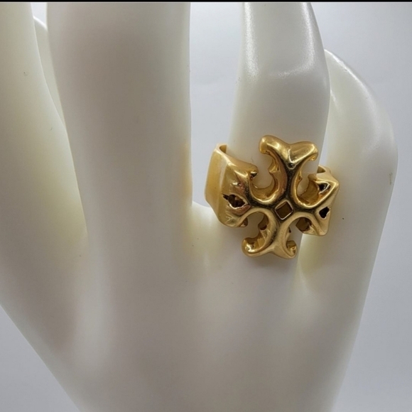 Tory Burch Gold Roxanne Statement Ring - Picture 3 of 4